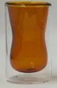 كوب زجاجي طويل
